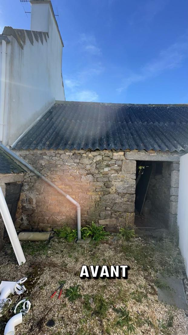 Remplacement de gouttière - Projet à Carhaix-Plouguer Pose gouttiere carhaix plouguer 29270 1 - Remplacement de gouttière à Carhaix-Plouguer