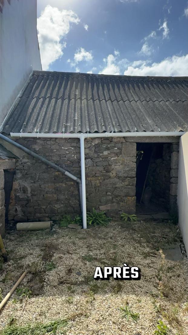 Remplacement de gouttière - Projet à Carhaix-Plouguer Pose gouttiere carhaix plouguer 29270 2 - Remplacement de gouttière à Carhaix-Plouguer